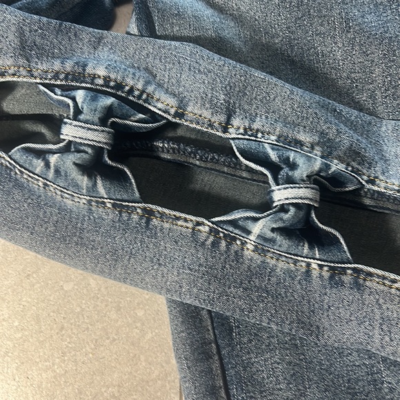 K. Jordan super stretchy bow tie skinnies, Sz 8 - Picture 2 of 3